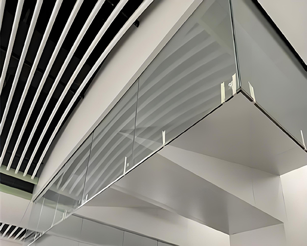 海西玻璃海西挡烟垂壁