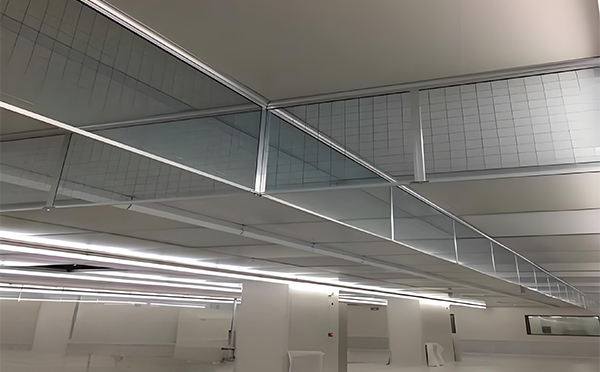 海西玻璃挡烟垂壁