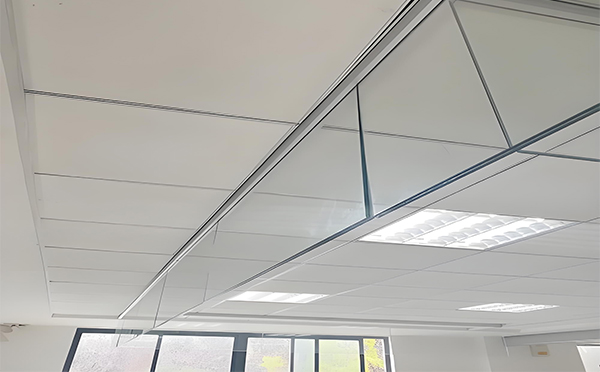 海西玻璃挡烟垂壁