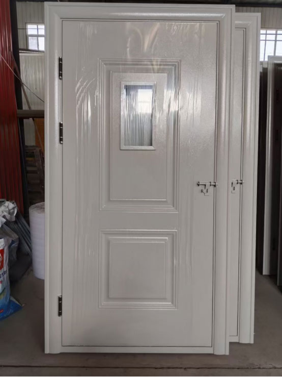 海西学校教室门