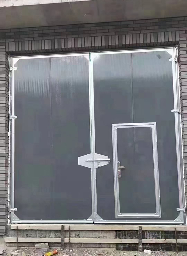 海西工业平开门在大型设备制造车间的应用实例