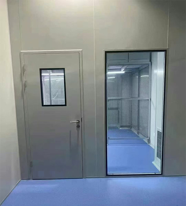 学校教学楼完成海西防火门标准化安装